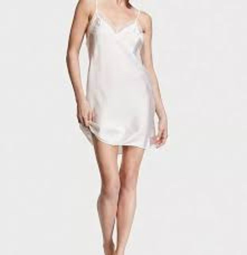 Vintage Y2K VICTORIA'S SECRET Feb 2000 Satin Slip Chemise Ivory Large Babydoll